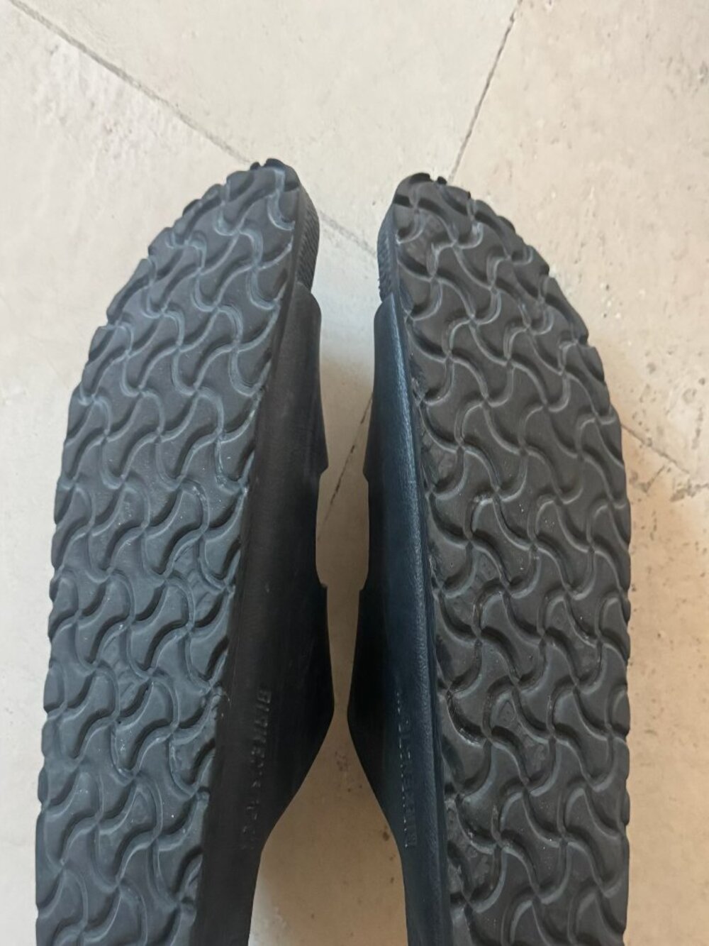 Birkenstock Arizona Essentials - Picture 3 of 5
